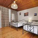 Sea Breeze Himare