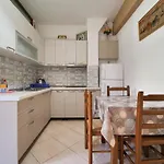 Sea Breeze Himare