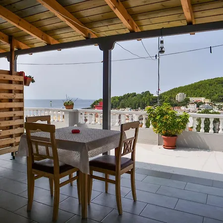 Apartment Sea Breeze