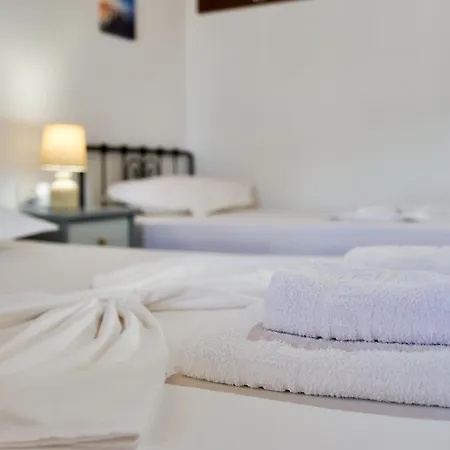 Sea Breeze Himare