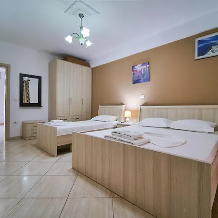 Sea Breeze Himare