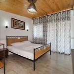 Apartment Sea Breeze Himarë